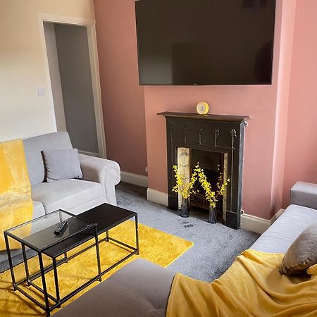 Hometel Digs Morden Comfy Home Can Sleep 11 Leicester Luaran gambar
