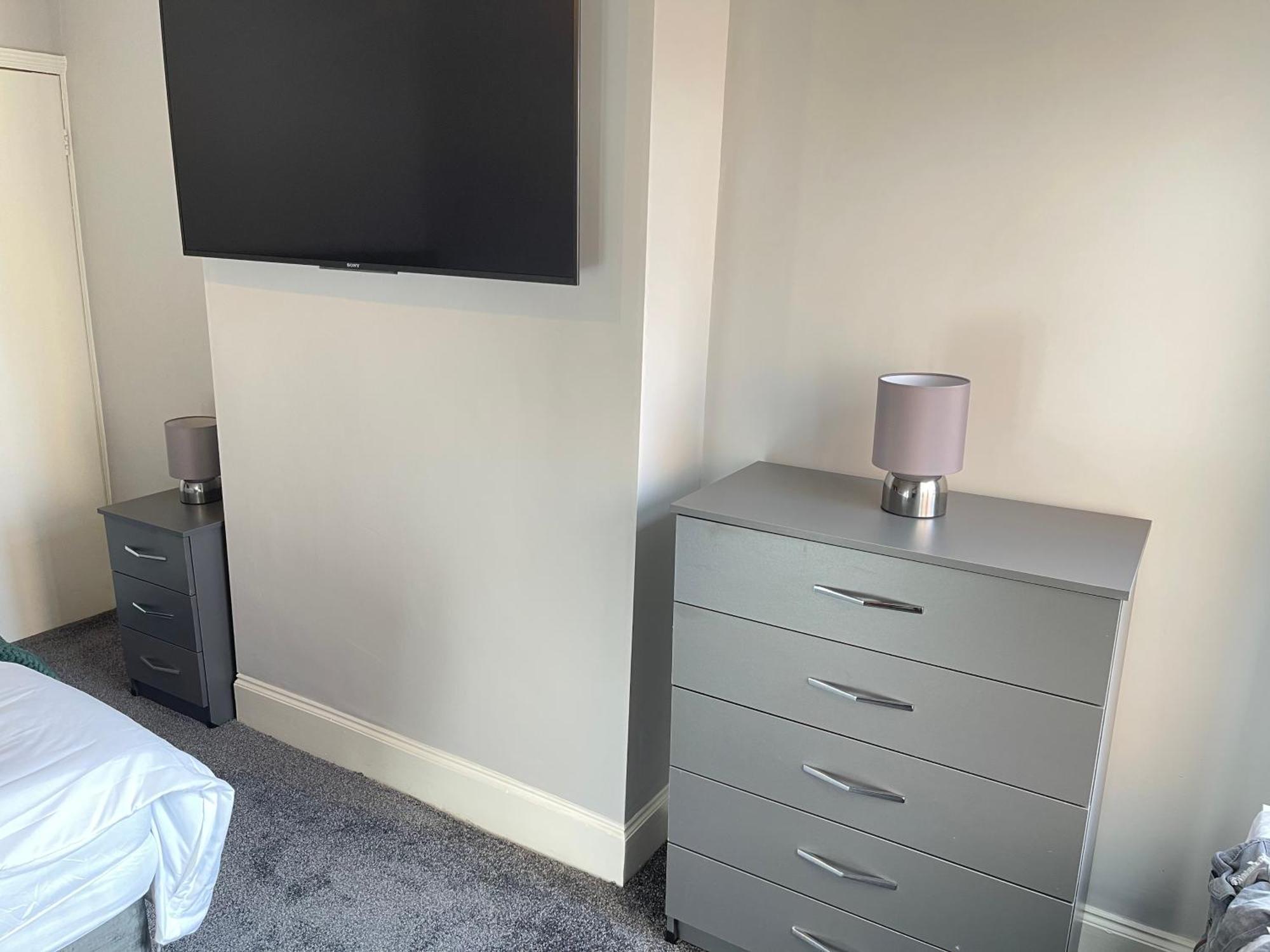 Hometel Digs Morden Comfy Home Can Sleep 11 Leicester Luaran gambar